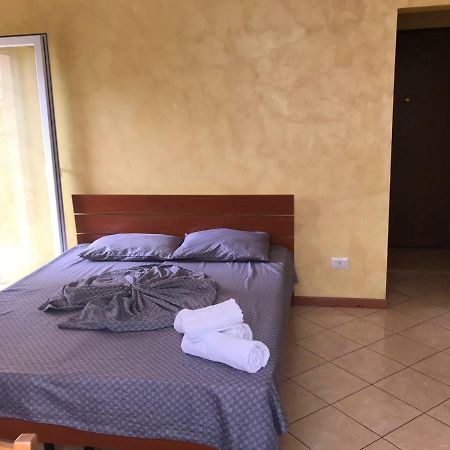 Ferienwohnung Dormi Oradea Exterior foto