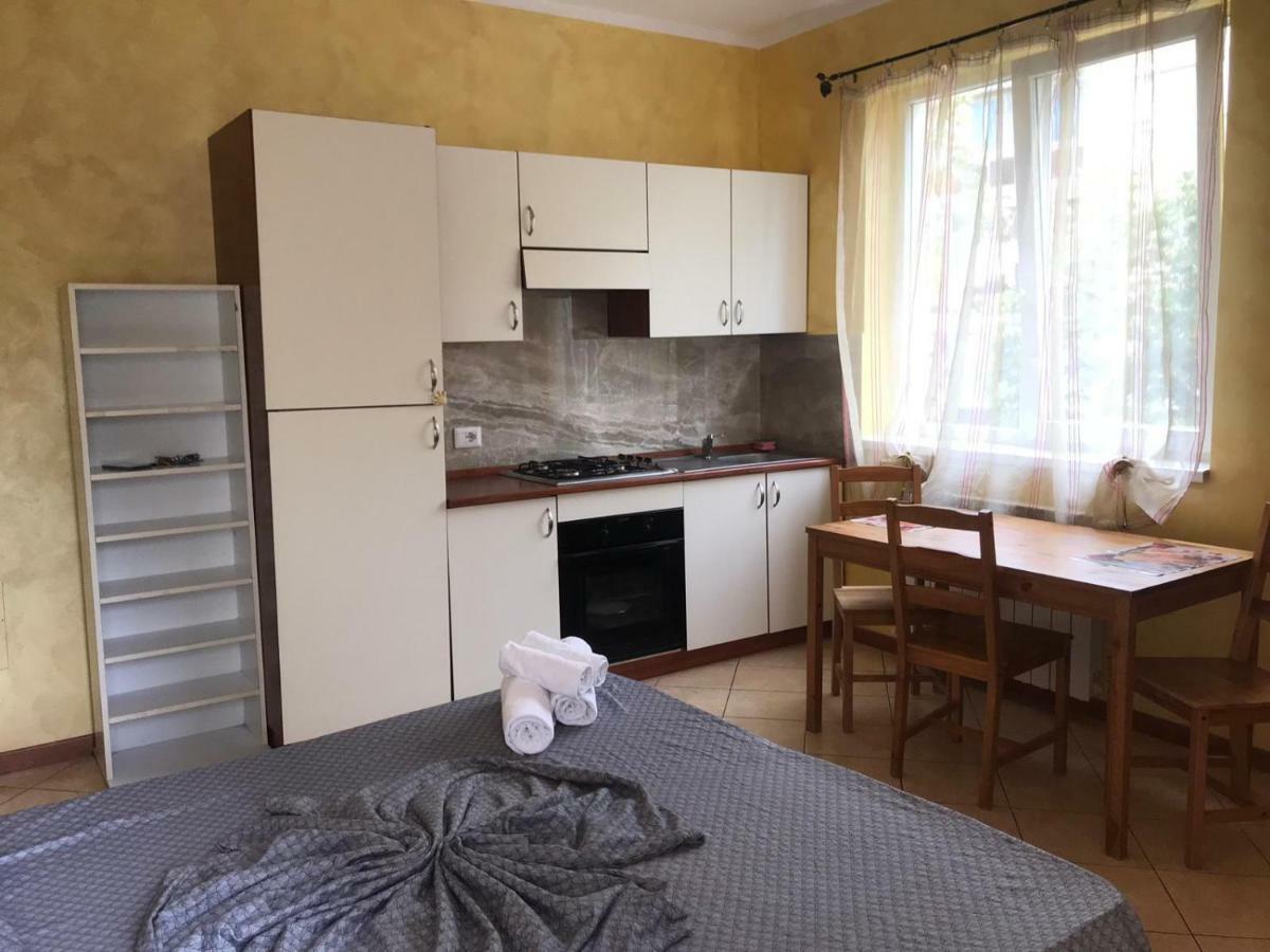 Ferienwohnung Dormi Oradea Exterior foto