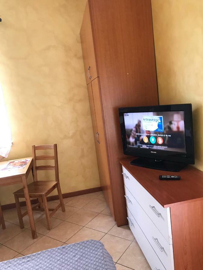 Ferienwohnung Dormi Oradea Exterior foto