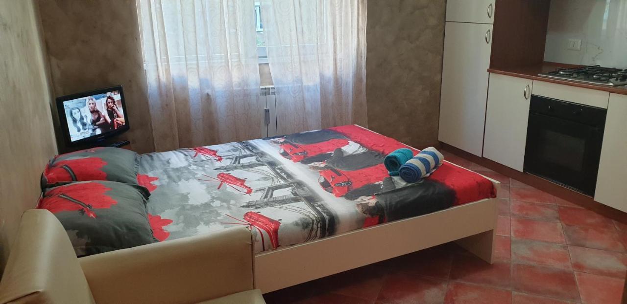 Ferienwohnung Dormi Oradea Exterior foto